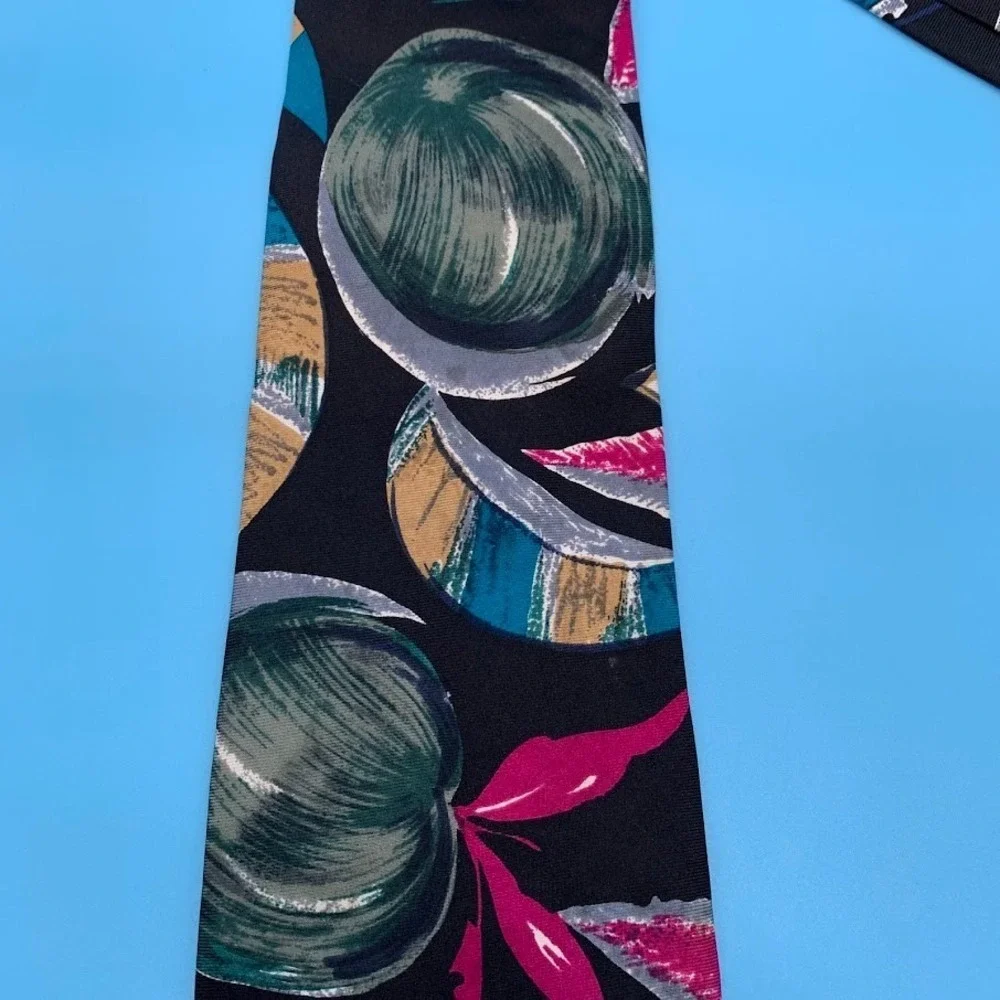 Vintage Adolfo Abstract Artsy Print Preppy All Silk Men's Classic Neck Tie
